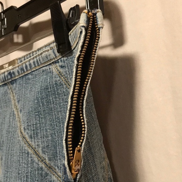 NWOT The Territory Ahead Denim Skirt Size 8Petite - Picture 3 of 5